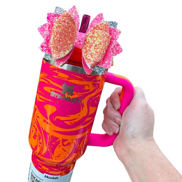 Stanley x Barbie 80s Dynamite 40oz. Quencher limited ed collectors NIB last one - Picture 12 of 12